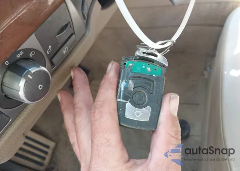 2008 BMW 750I z USA, uszkodzony, nr VIN WBAHL83568DT14138